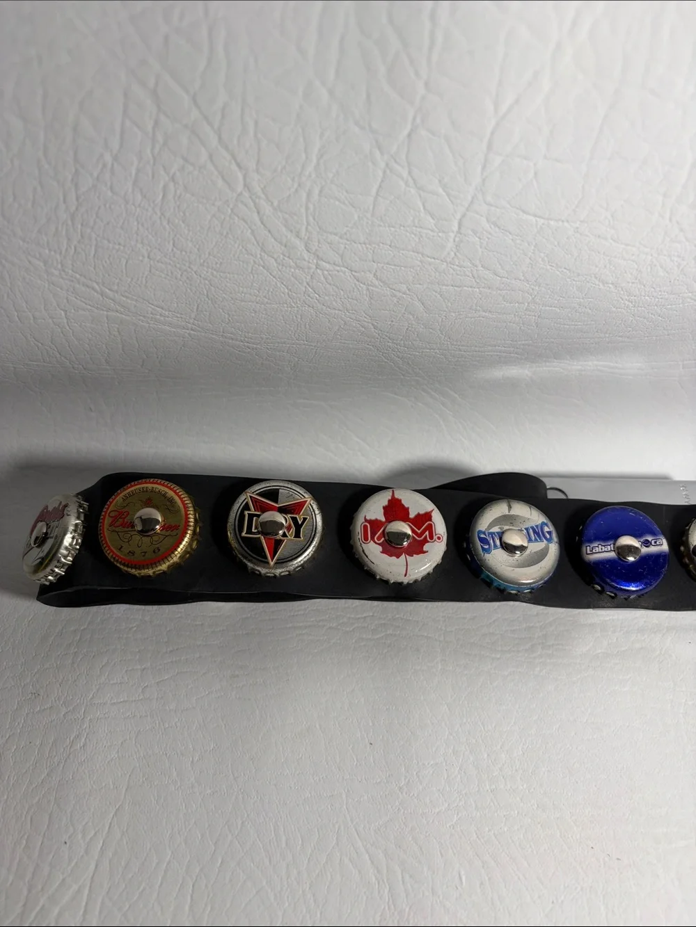 Vintage LE LittleEarth Bottle Cap Seat Belt Buckle Belt Size Medium